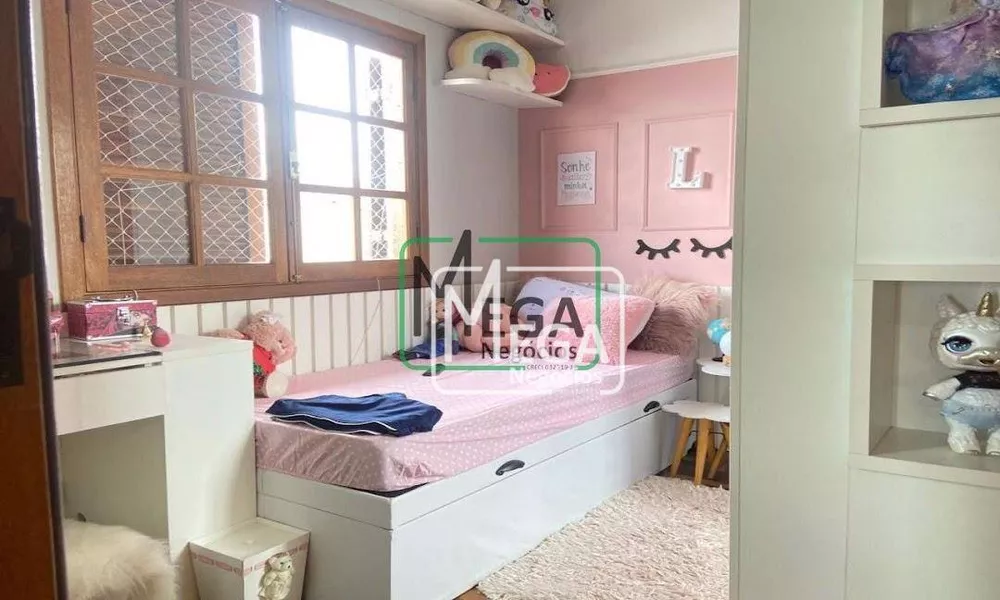 Casa, 3 quartos, 240 m² - Foto 9