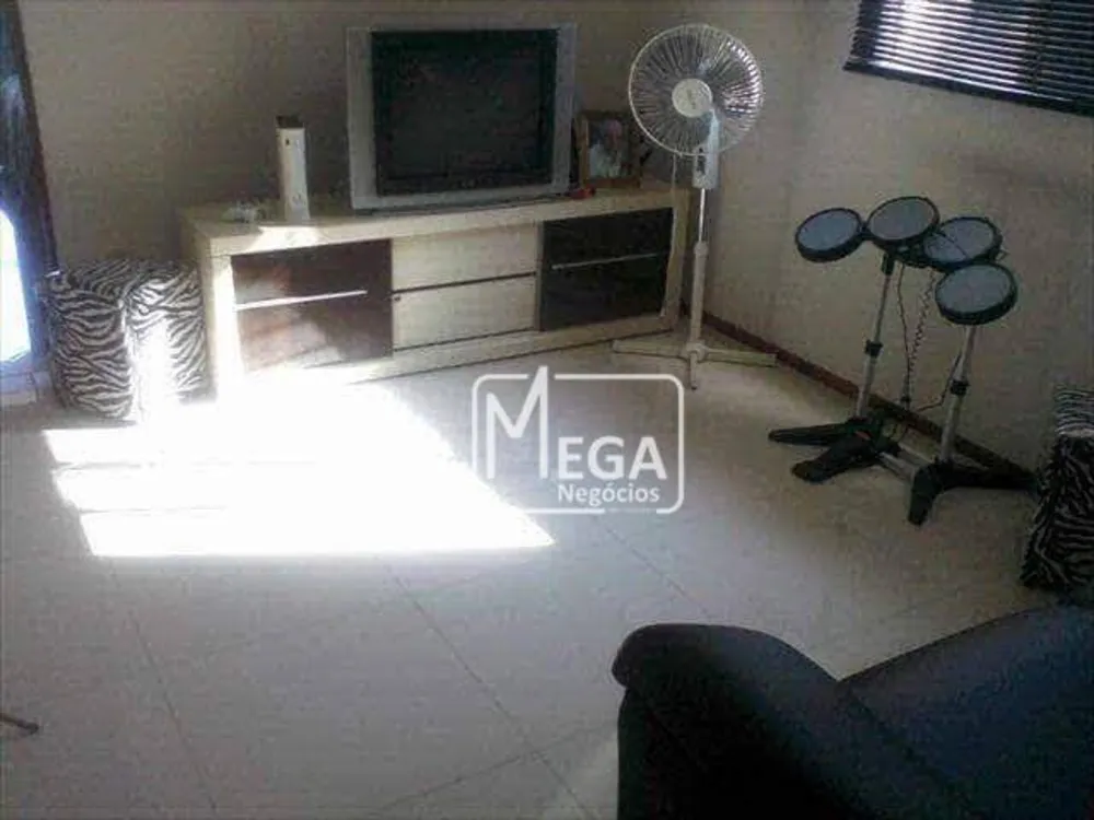 Casa, 3 quartos, 192 m² - Foto 9