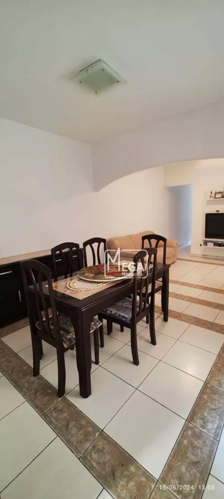 Casa, 3 quartos, 260 m² - Foto 2
