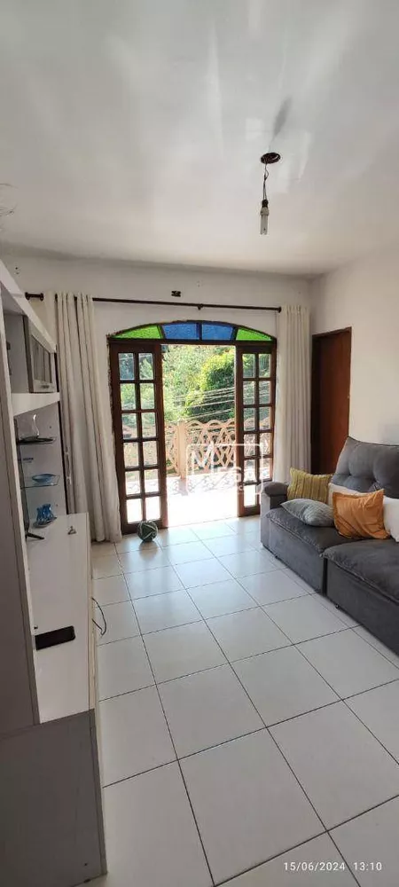 Casa, 3 quartos, 260 m² - Foto 1