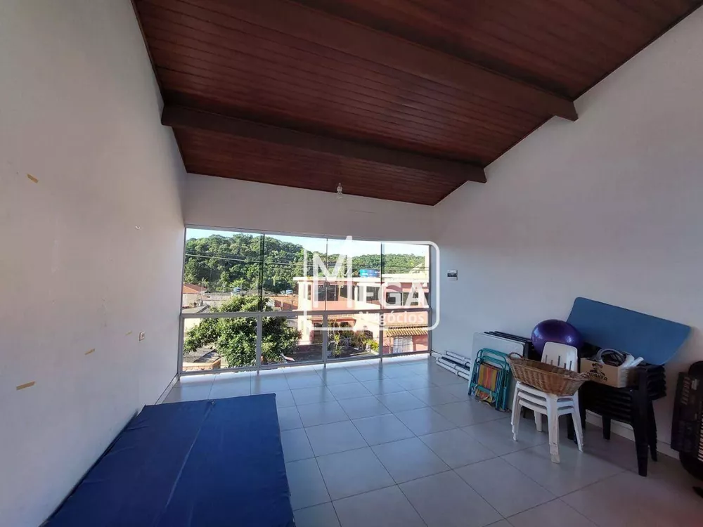 Casa, 3 quartos, 285 m² - Foto 15