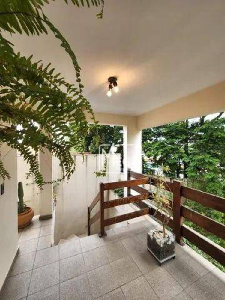 Sobrado, 4 quartos, 283 m² - Foto 2