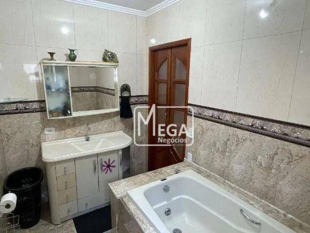 Casa, 3 quartos, 325 m² - Foto 7