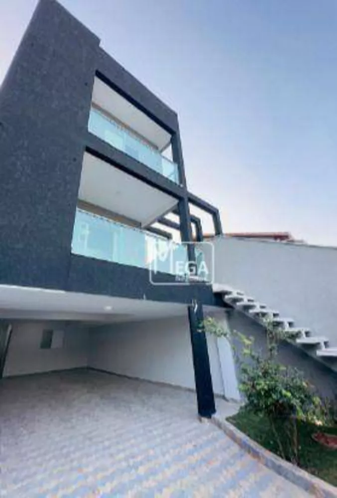 Casa, 3 quartos, 225 m² - Foto 2