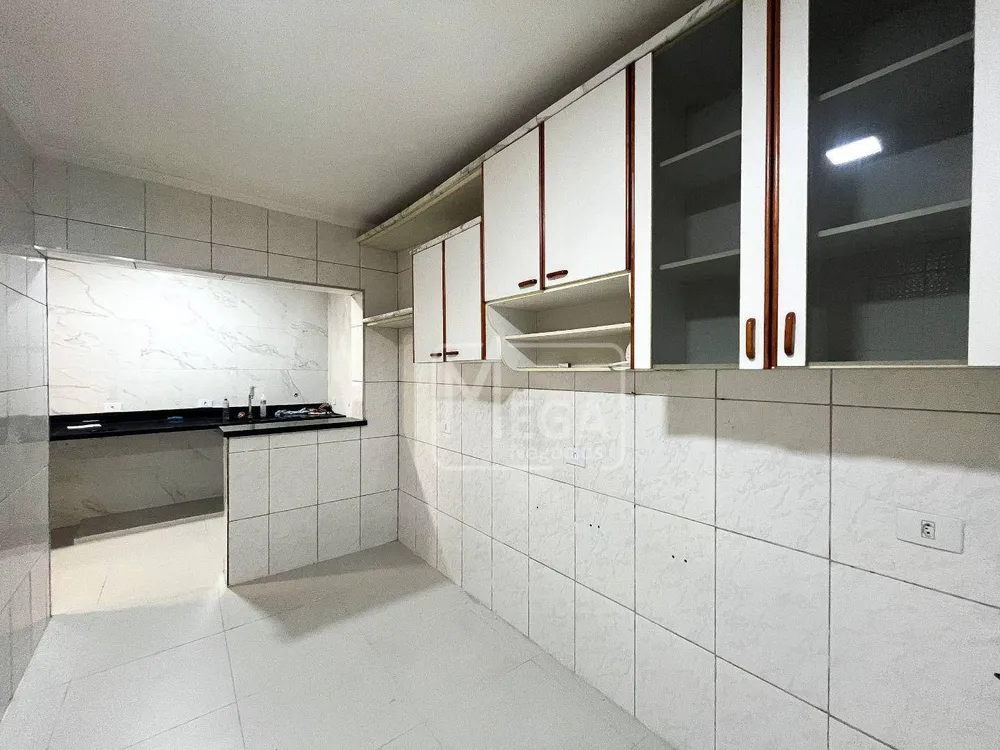 Casa, 3 quartos, 112 m² - Foto 2