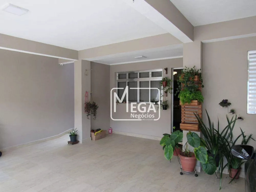 Casa, 4 quartos, 250 m² - Foto 20