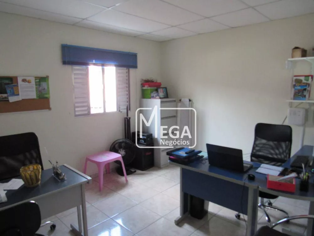 Casa, 4 quartos, 250 m² - Foto 29