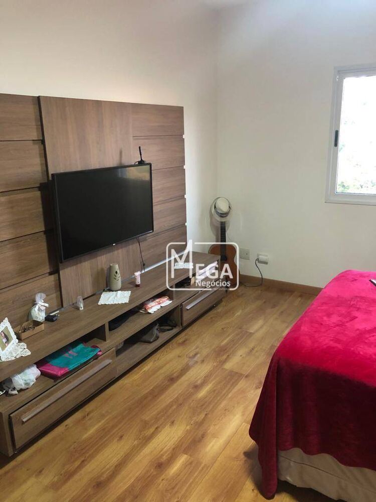 Casa, 3 quartos, 234 m² - Foto 3
