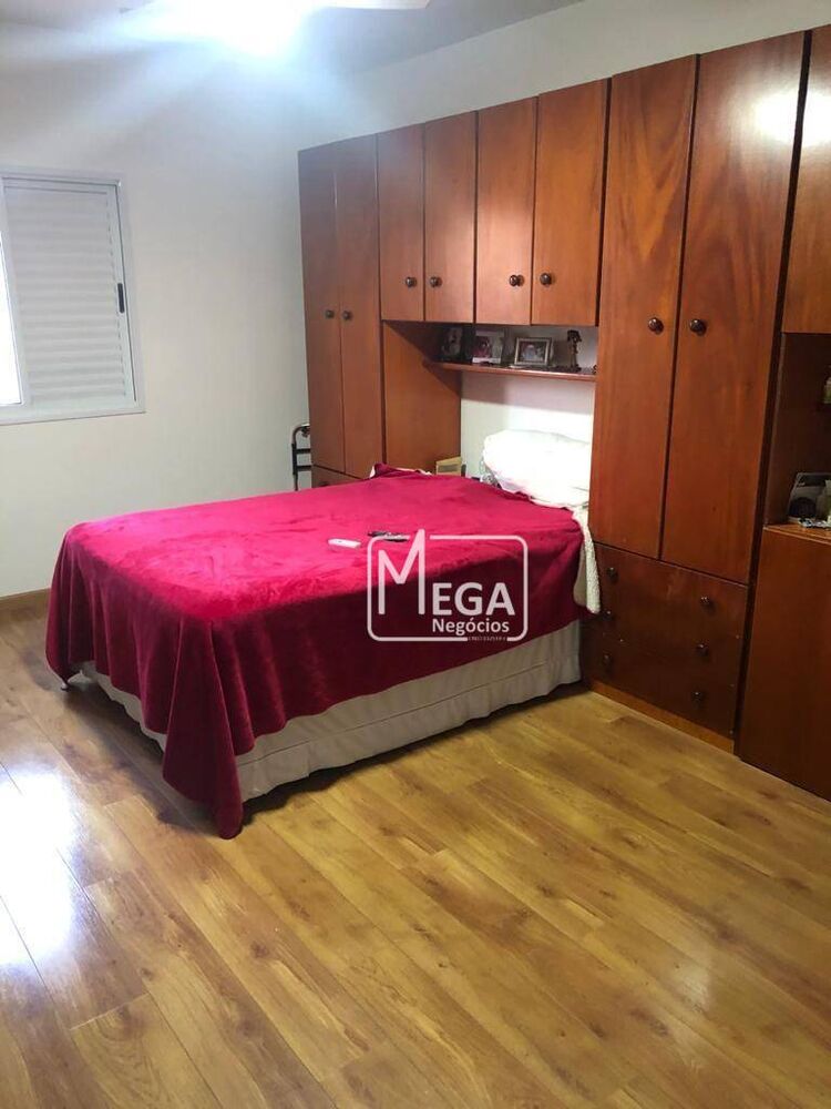 Casa, 3 quartos, 234 m² - Foto 6