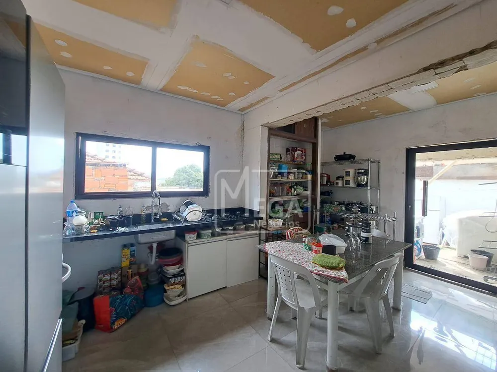 Casa, 4 quartos, 130 m² - Foto 2