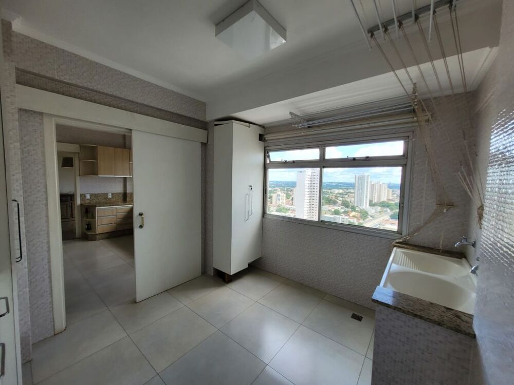 Apartamento, 2 quartos, 243 m² - Foto 4