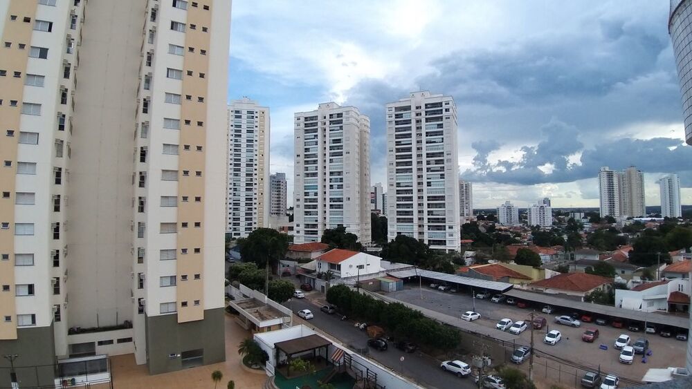 Apartamento à venda com 3 quartos, 118m² - Foto 2