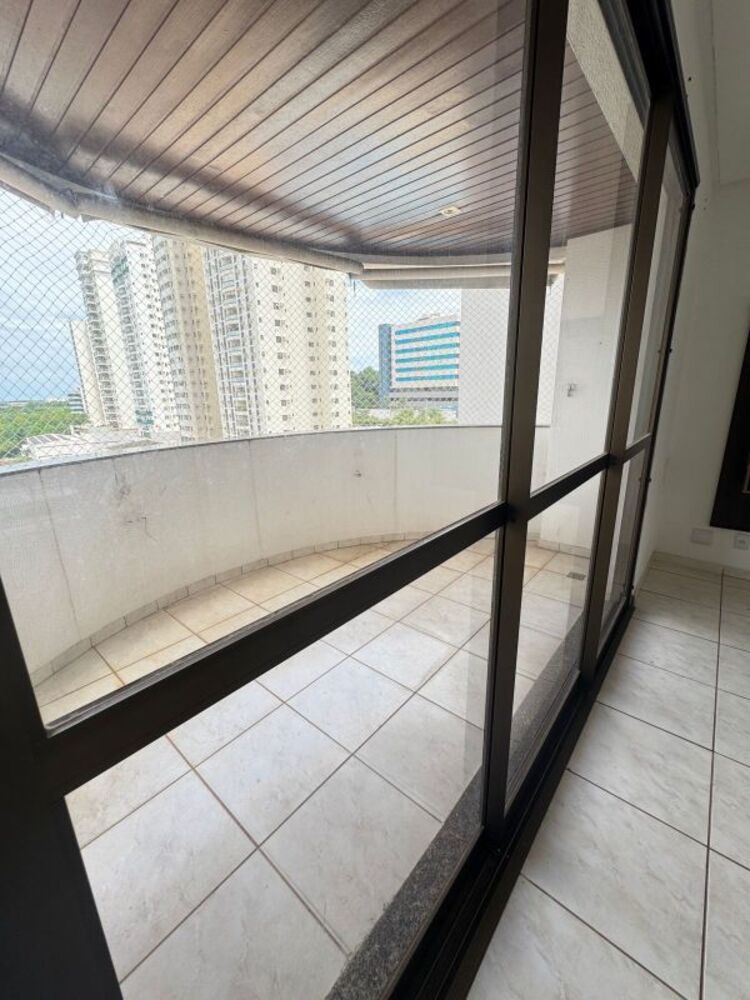 Apartamento à venda com 3 quartos, 145m² - Foto 9