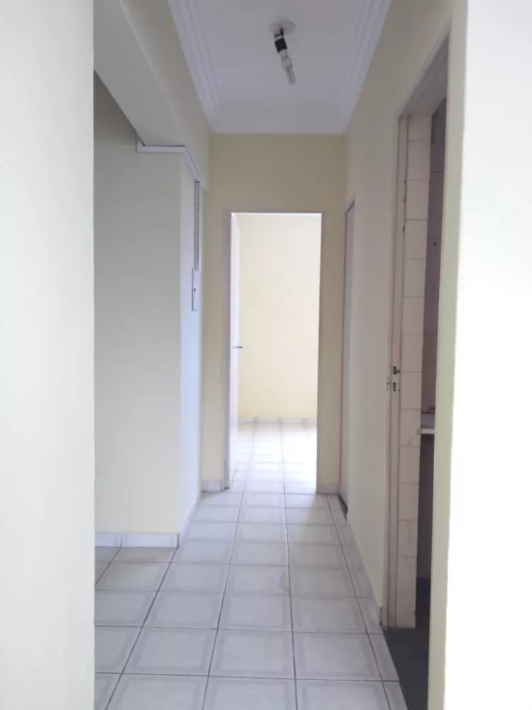 Apartamento à venda com 1 quarto, 45m² - Foto 4