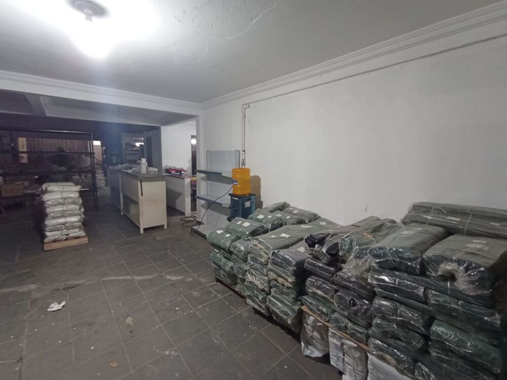 Depósito-Galpão, 200 m² - Foto 3