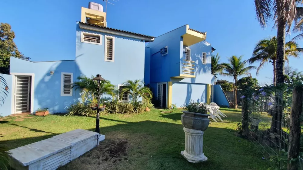 Casa à venda com 5 quartos, 500m² - Foto 1