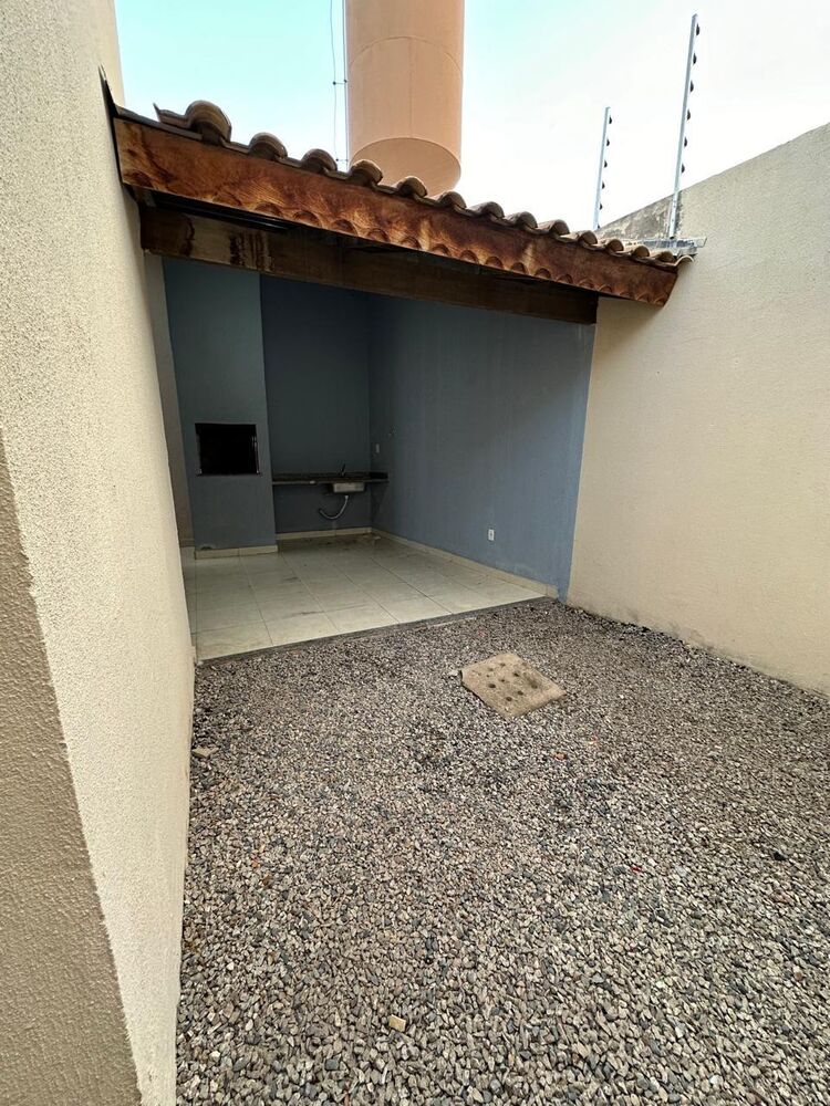 Casa de Condomínio à venda com 3 quartos, 95m² - Foto 2