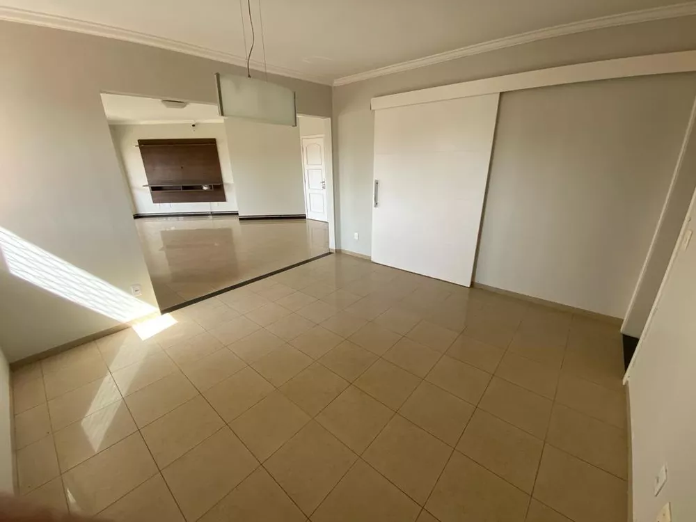 Apartamento à venda com 4 quartos, 170m² - Foto 4