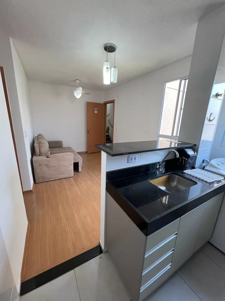 Apartamento para alugar com 2 quartos, 40m² - Foto 1