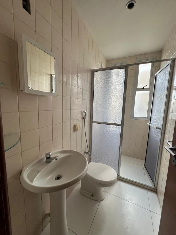 Apartamento para alugar com 2 quartos, 65m² - Foto 11
