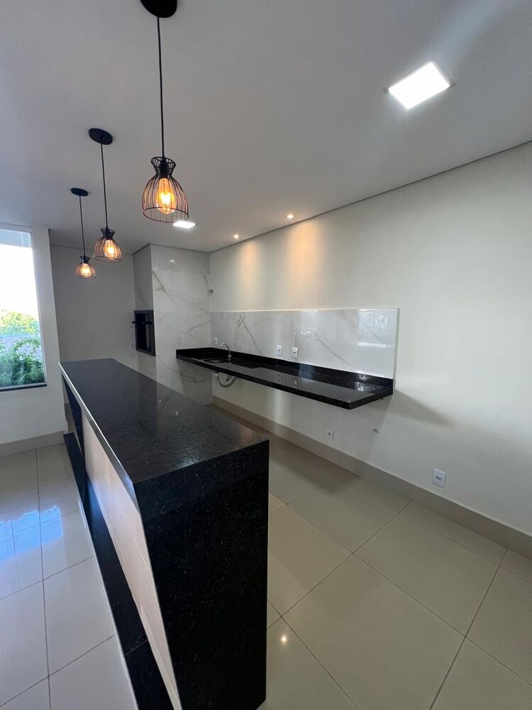 Apartamento para alugar com 2 quartos, 65m² - Foto 15