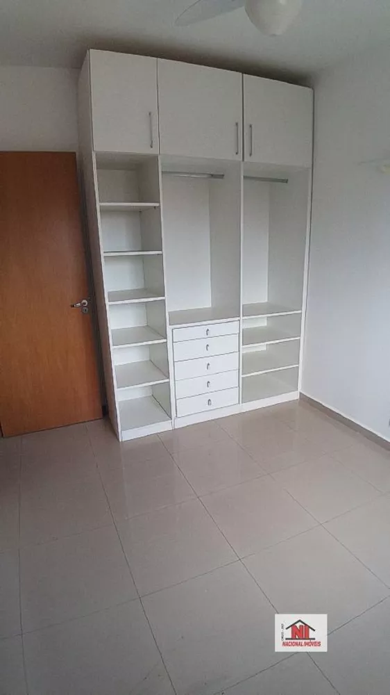 Apartamento à venda com 2 quartos, 74m² - Foto 2