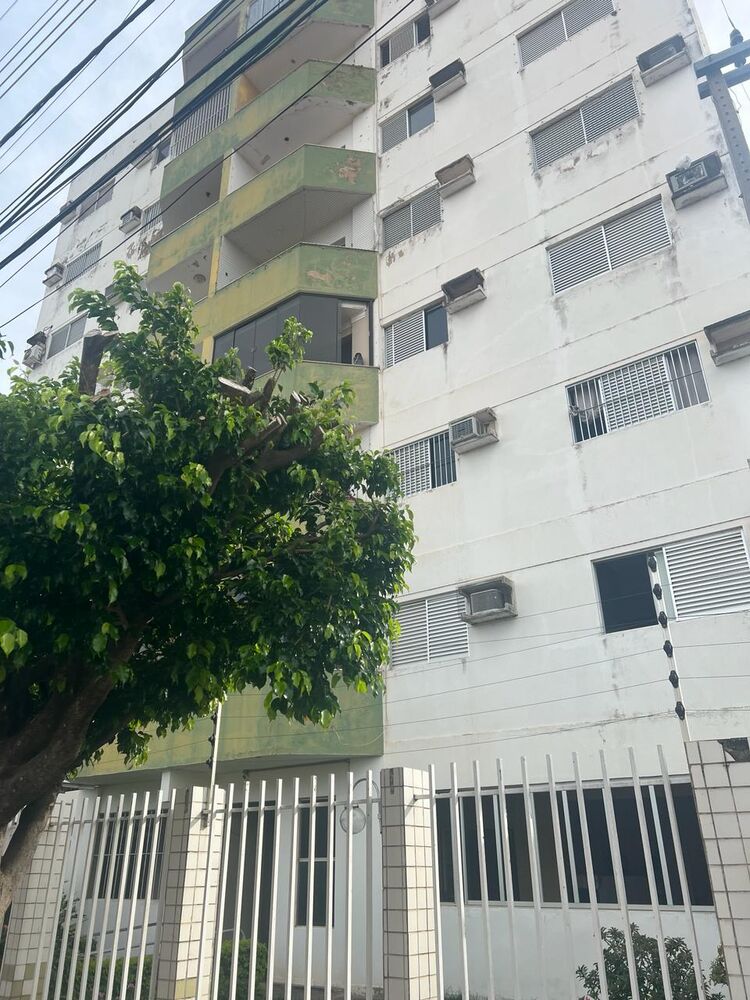 Apartamento à venda com 2 quartos, 76m² - Foto 12