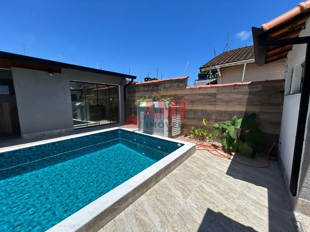 Casa, 4 quartos, 143 m² - Foto 2