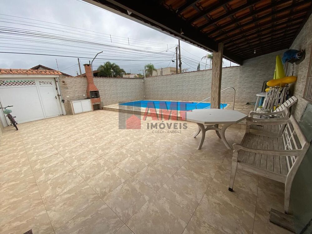 Casa, 7 quartos, 226 m² - Foto 2