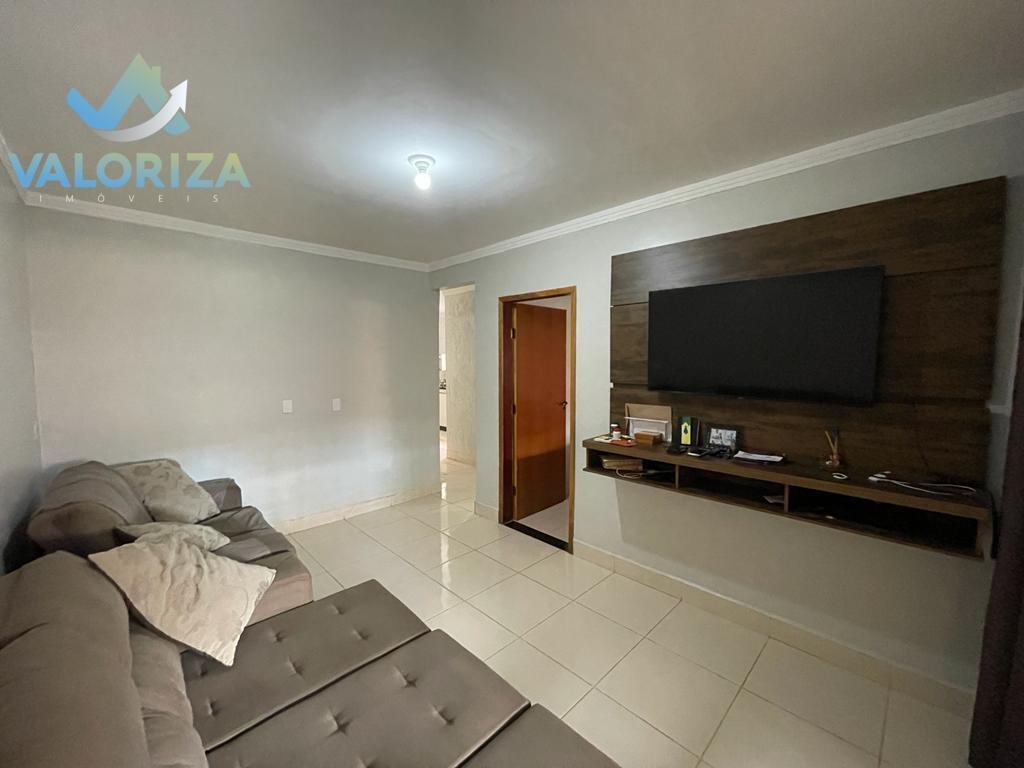 Casa à venda com 3 quartos, 114m² - Foto 2