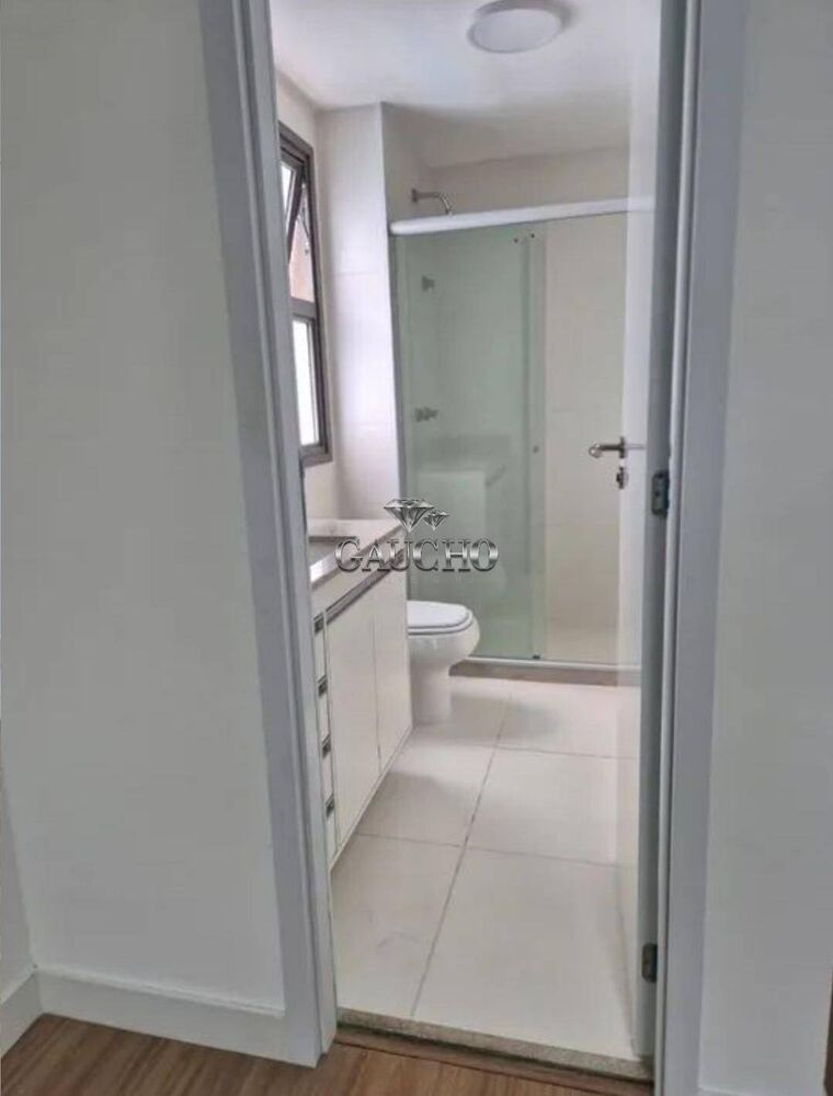 Apartamento para alugar com 3 quartos, 130m² - Foto 4