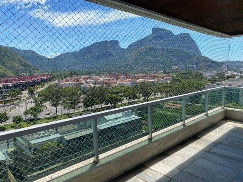Apartamento à venda com 3 quartos, 110m² - Foto 1