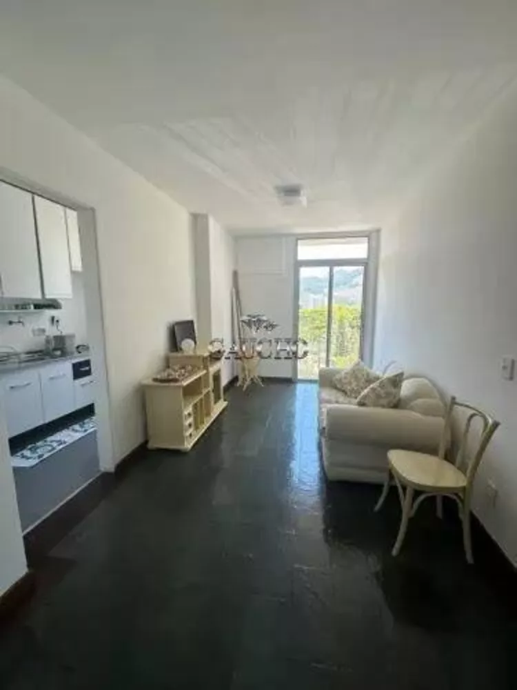 Apartamento à venda com 2 quartos, 58m² - Foto 2