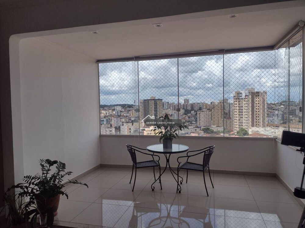 Apartamento, 3 quartos, 160 m² - Foto 1