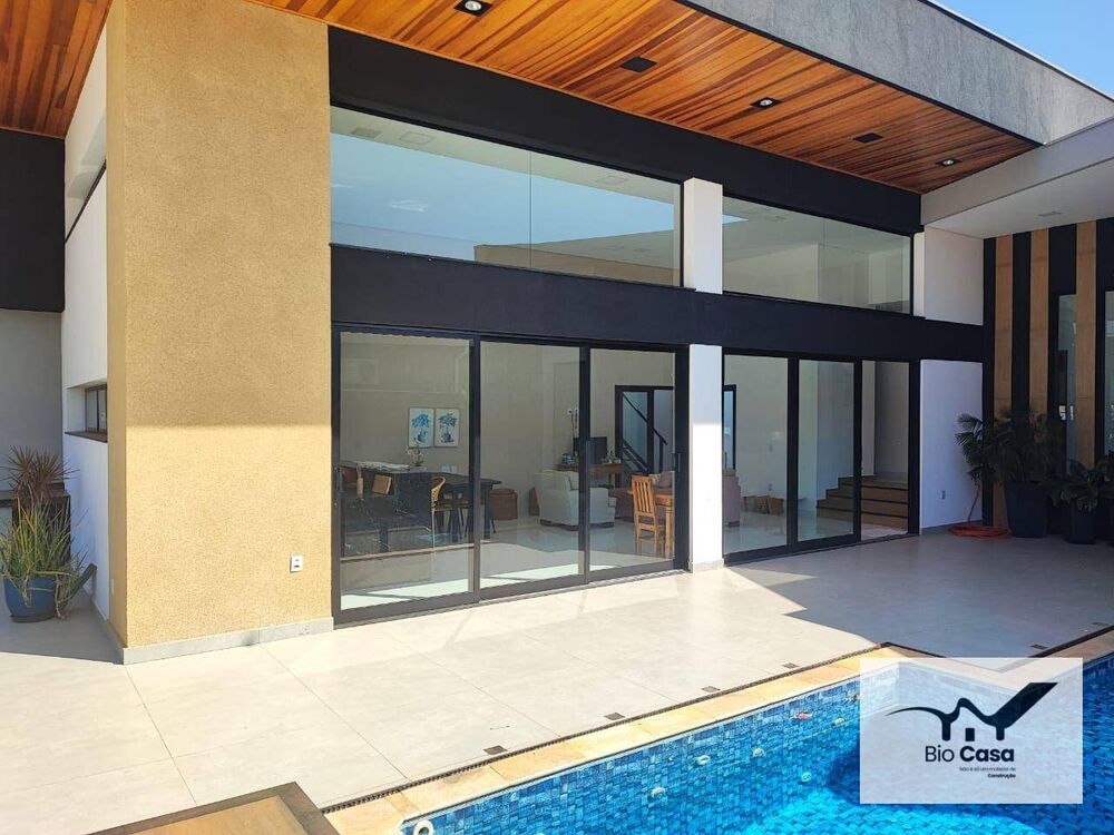 Casa de Condomínio à venda com 3 quartos, 226m² - Foto 4