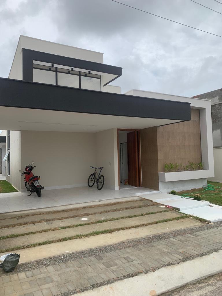 Casa de Condomínio à venda com 3 quartos, 245m² - Foto 1