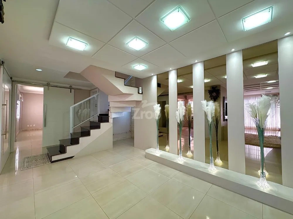 Apartamento, 3 quartos, 250 m² - Foto 4