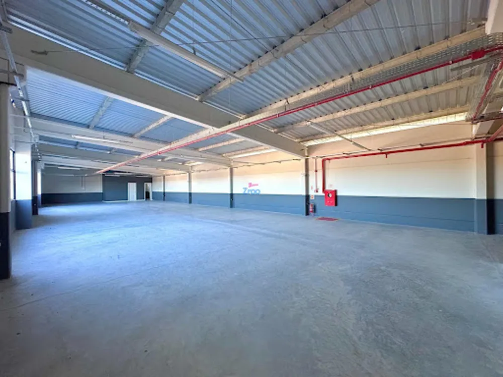 Sala-Conjunto, 300 m² - Foto 1