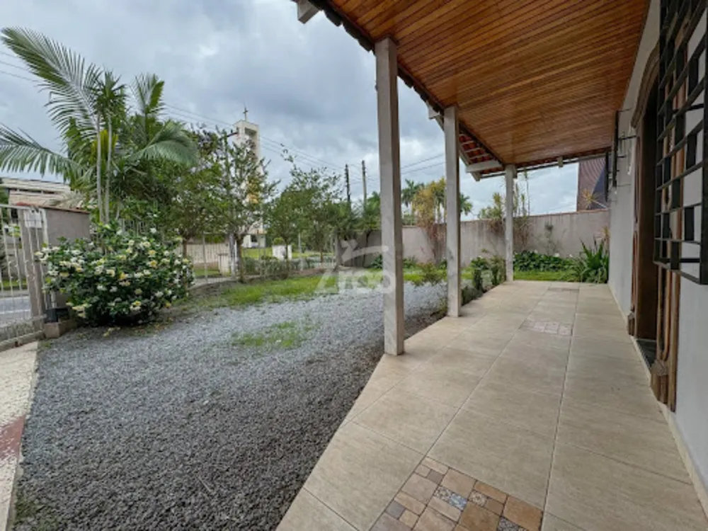Casa, 3 quartos, 230 m² - Foto 3