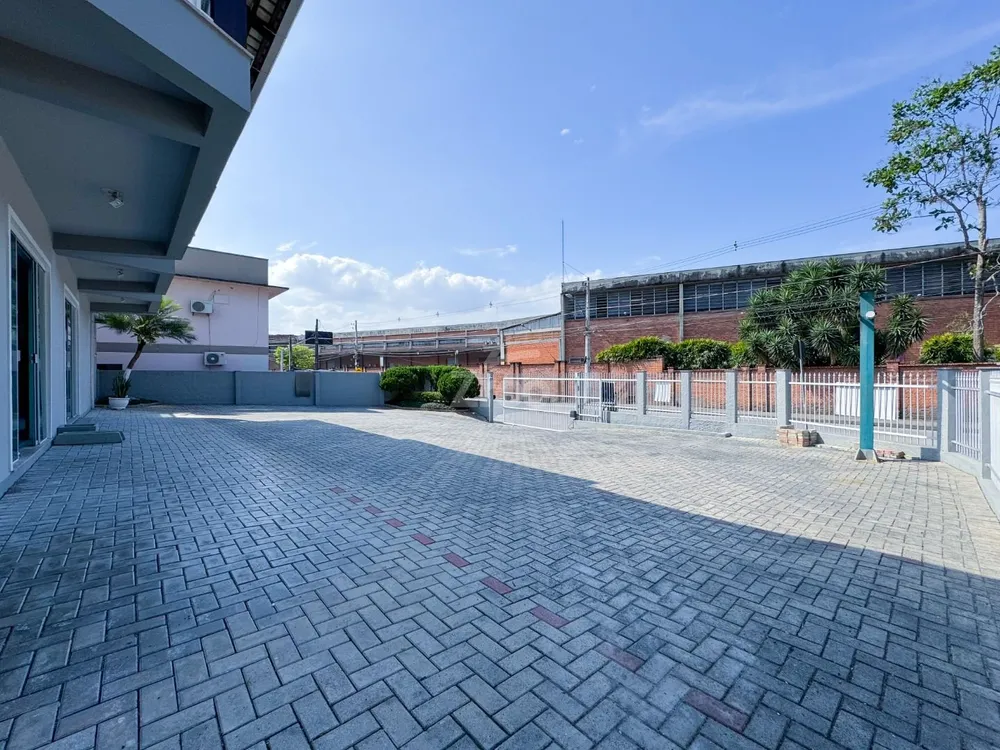 Sala-Conjunto, 185 m² - Foto 2