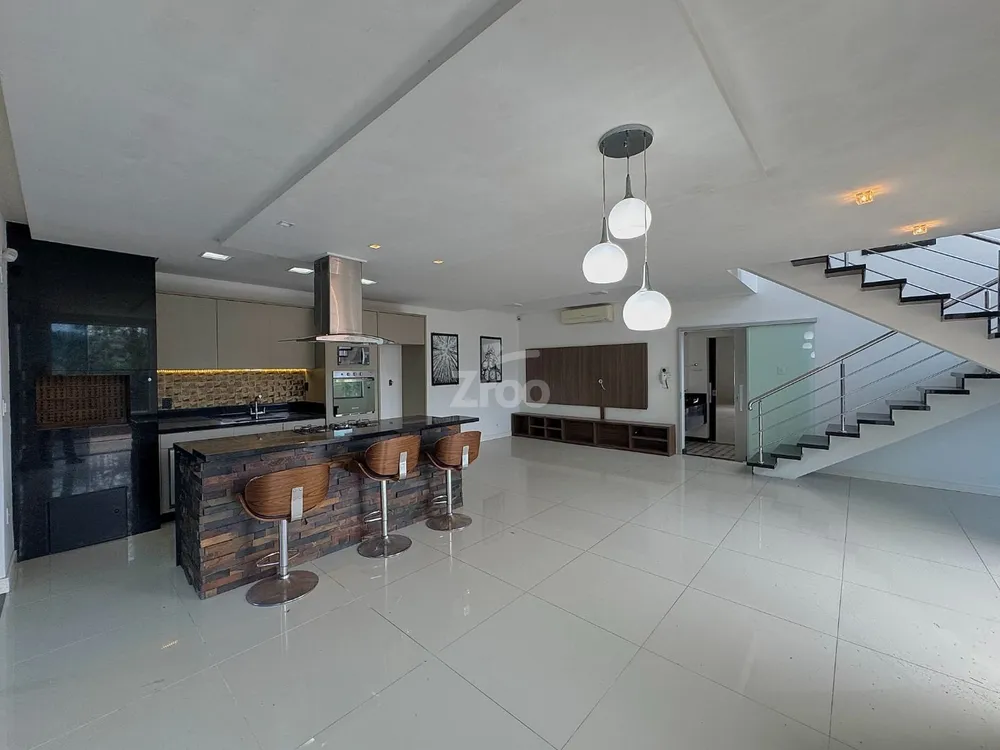 Casa, 3 quartos, 288 m² - Foto 3