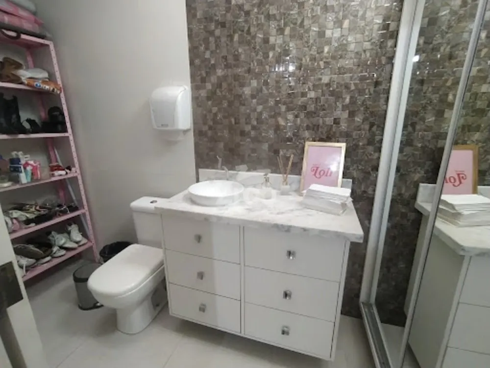Casa, 1 quarto, 250 m² - Foto 11