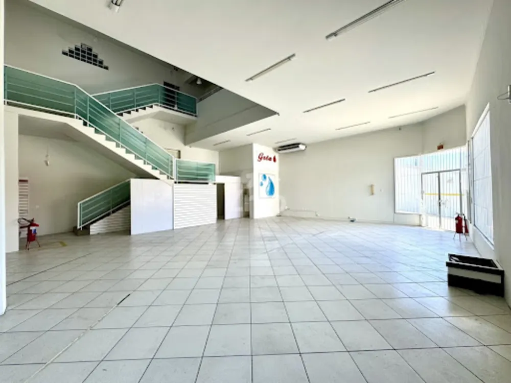 Depósito-Galpão, 770 m² - Foto 1