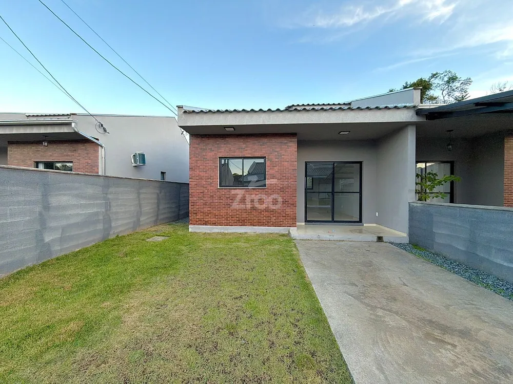 Casa, 2 quartos, 70 m² - Foto 1
