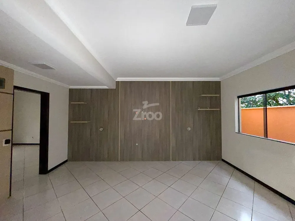 Casa, 5 quartos, 206 m² - Foto 2