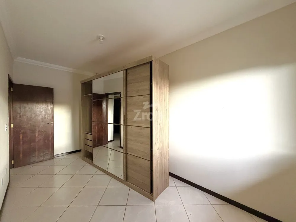 Casa, 5 quartos, 206 m² - Foto 8