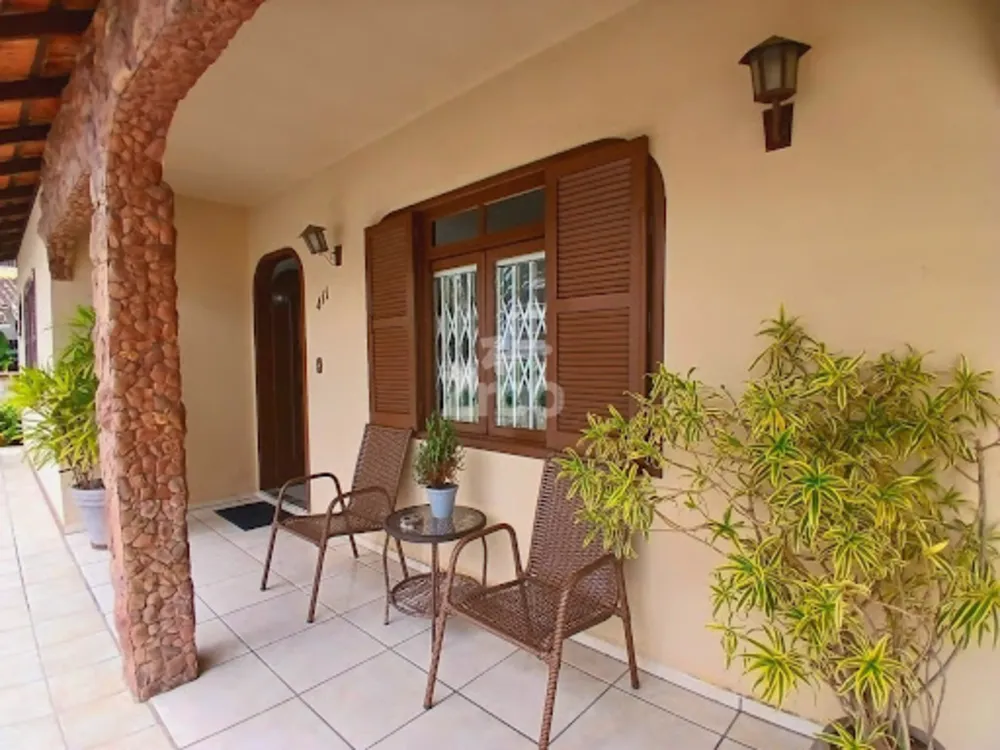 Casa, 4 quartos, 200 m² - Foto 4
