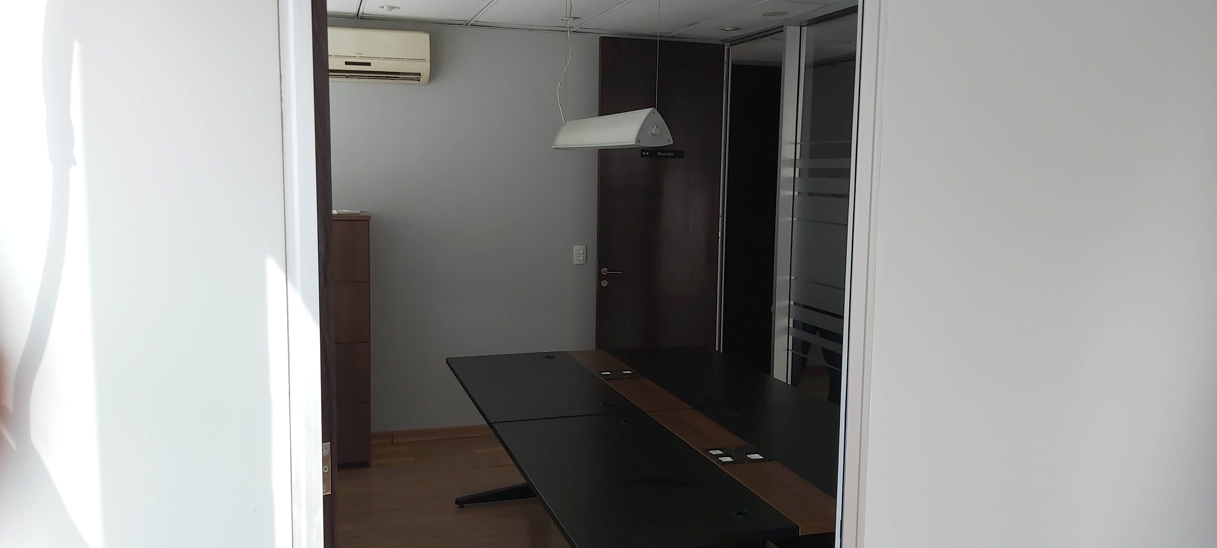 Conjunto Comercial-Sala para alugar com 2 quartos, 74m² - Foto 19