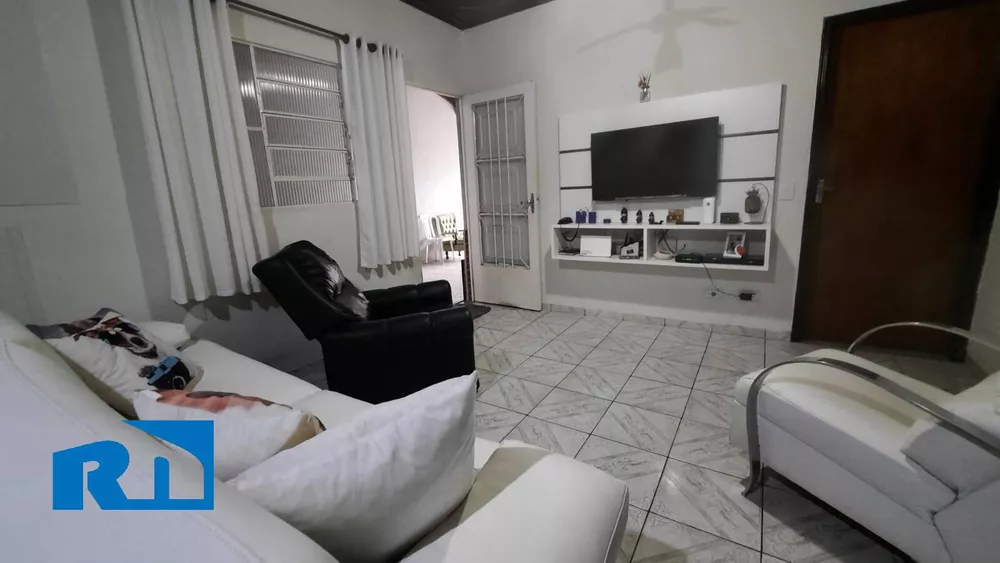 Casa à venda com 3 quartos, 90m² - Foto 3