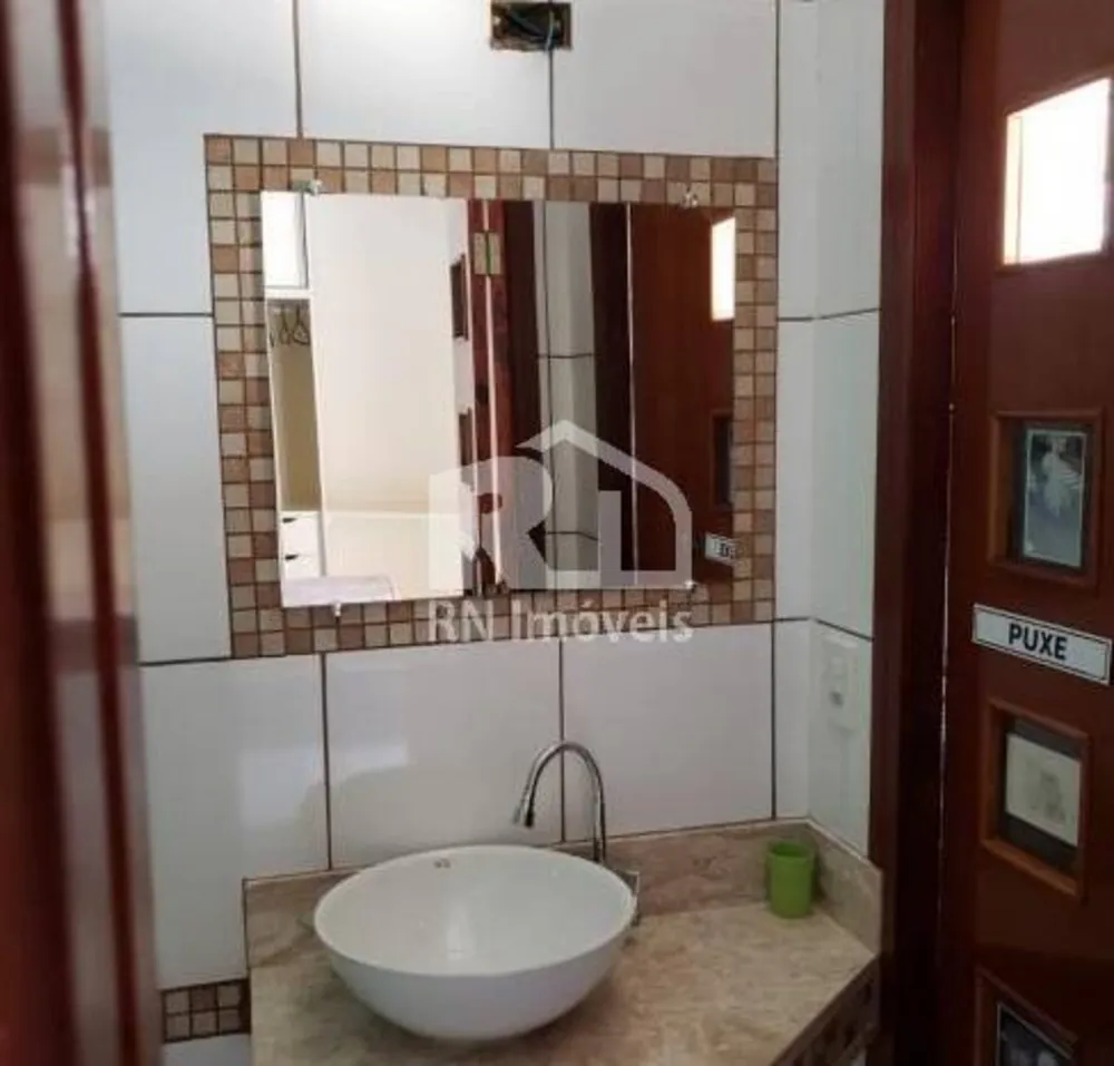 Casa, 3 quartos, 215 m² - Foto 2